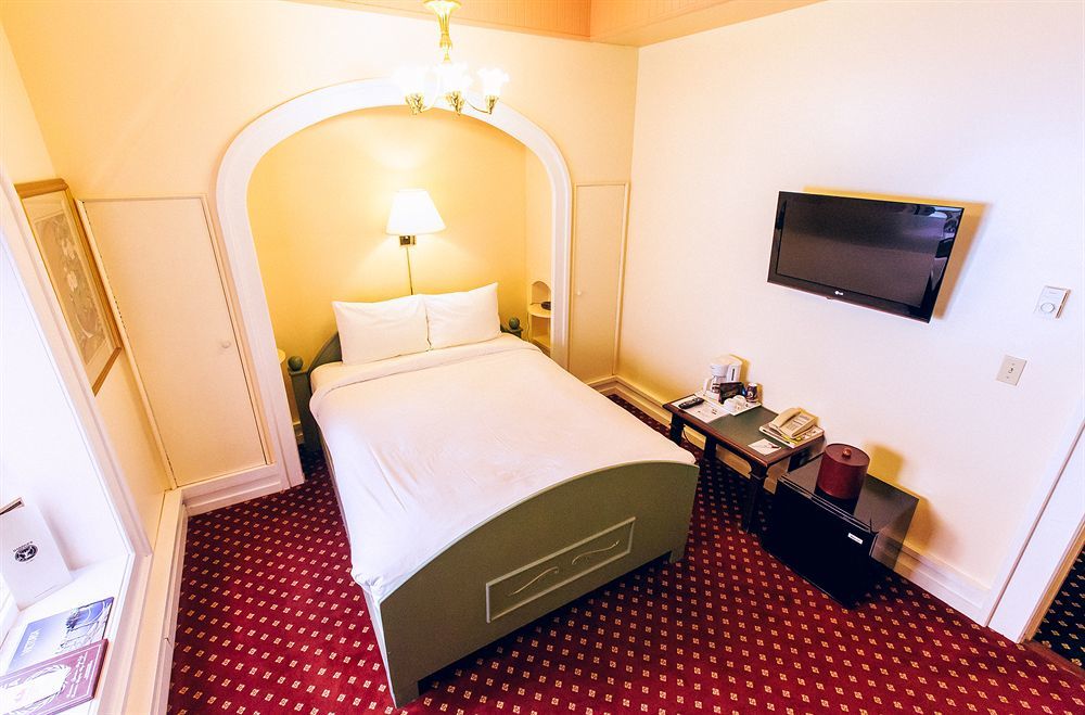 The Bedford Regency Hotel Victoria Exterior foto